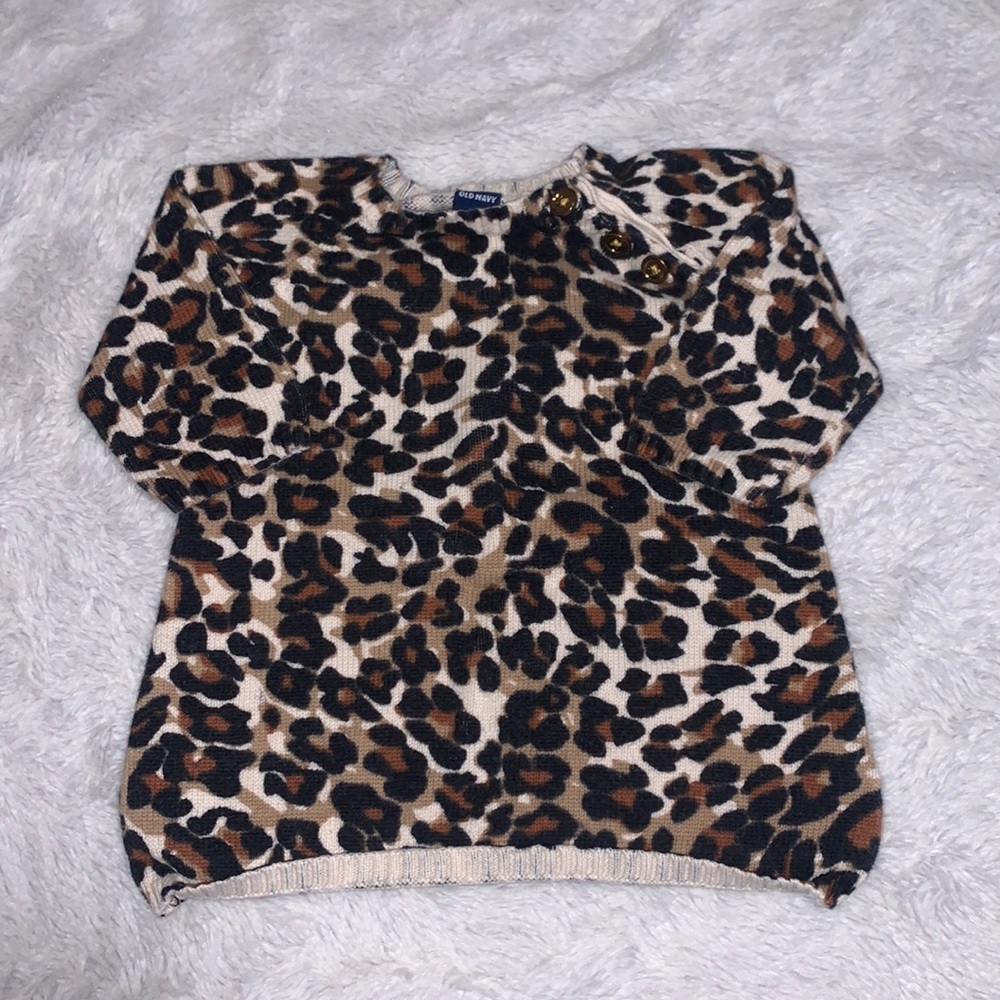 old navy cheetah print sweater 0-3 months